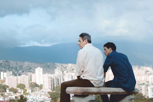 a_distancia