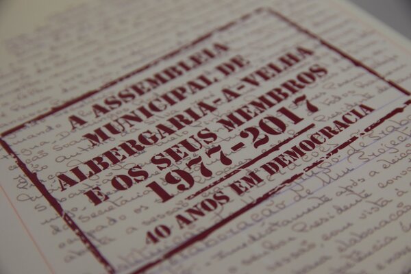 Apresentação do opúsculo “A Assembleia Municipal e os seus Membros – 1977-2017 – 40 anos em Democ...