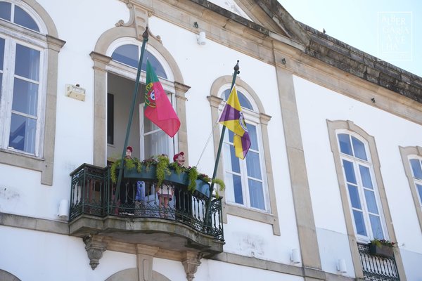 Hastear das bandeiras Nacional e do Município de Albergaria-a-Velha