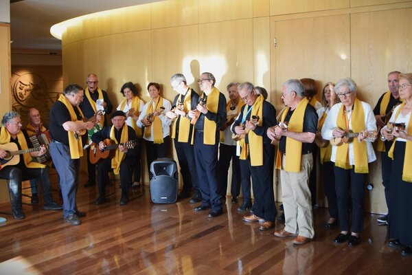 Momento Musical com o Grupo de Cavaquinhos da Universidade Sénior, da Educalba