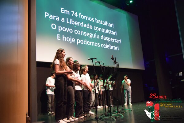 “Abril em RAP!” com a participação de alunos do Agrupamento de Escolas da Branca