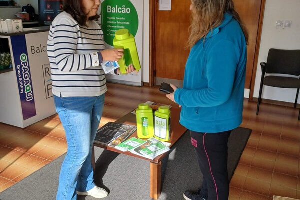 Entrega de mini-oleões 