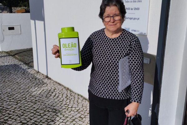 Entrega de mini-oleões 
