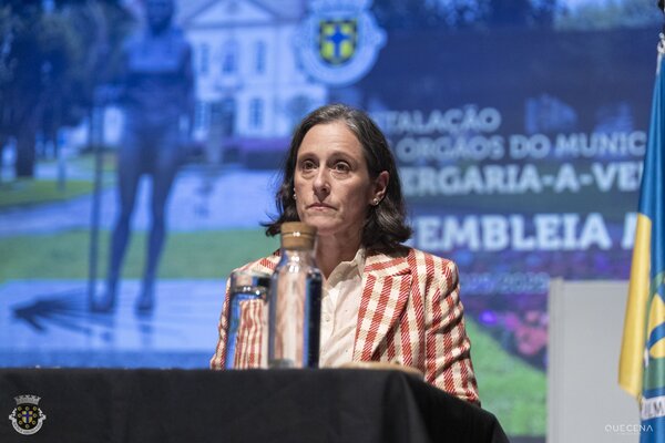 Sandra Margarida Pereira Marcelino - Secretária em exercício da Assembleia Municipal cessante