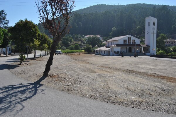 centro_civico_ribeira_fraguas