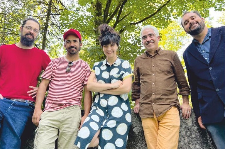 ÀS QUINTAS: CLUBE DO CHORO - PORTO REVISITA GAROTO E CARMEN MIRANDA - OUTONALIDADES