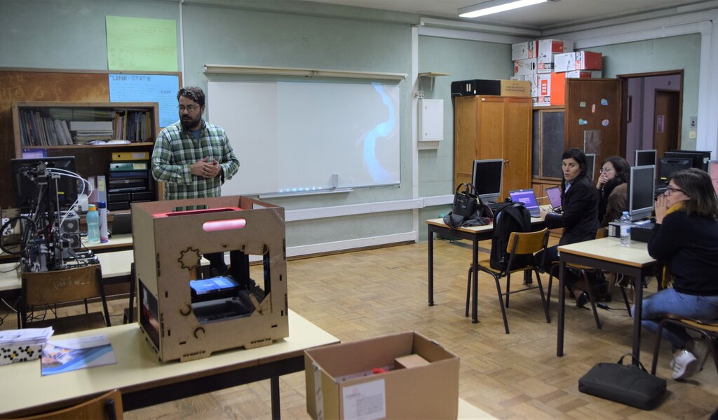 Docentes Albergarienses aprendem técnicas de modulação e impressão 3D