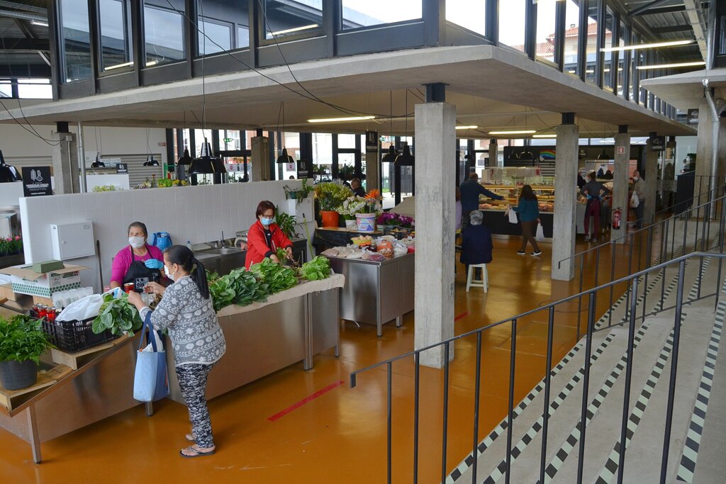 Organização e civismo no dia de reabertura do Mercado Municipal de Albergaria-a-Velha  