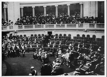 Fotografias de Joshua Benoliel na Biblioteca Municipal