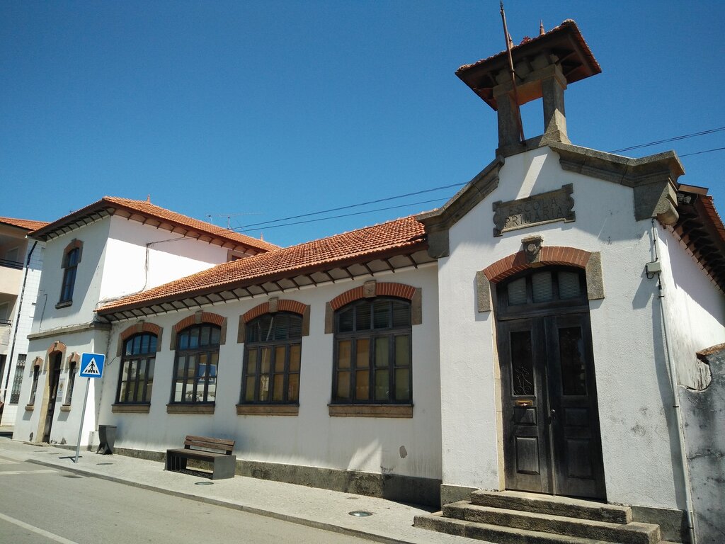 Escola Adães Bermudes